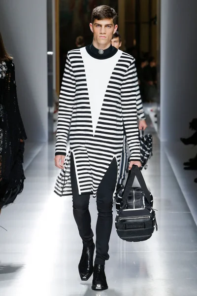Look 36